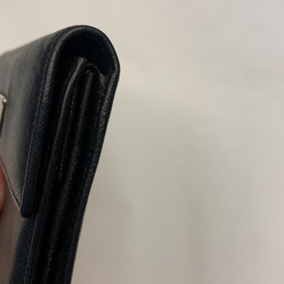 Prada Wallet - Picture 8 of 13